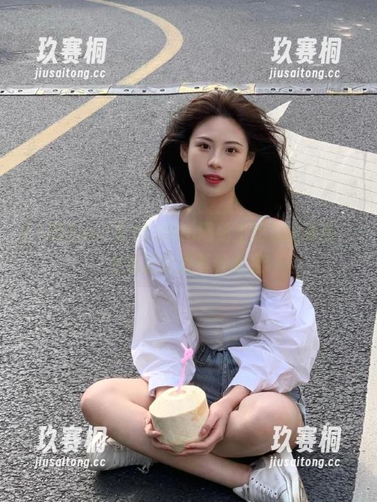 在155fun网站上吃瓜的秘密，生活正能量不要太足!