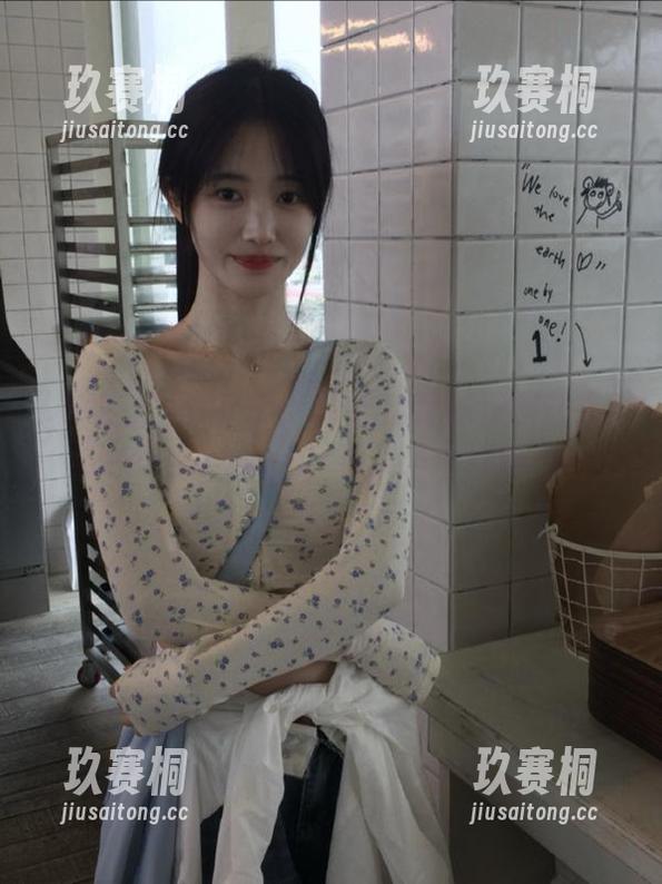惊呆了！17吃瓜最新黑料让人heartbroken，但又爱不释手！
