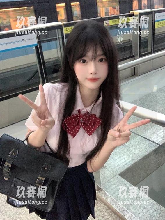 首页都有啥？51hl给你送上最新瓜，生活要有点乐！