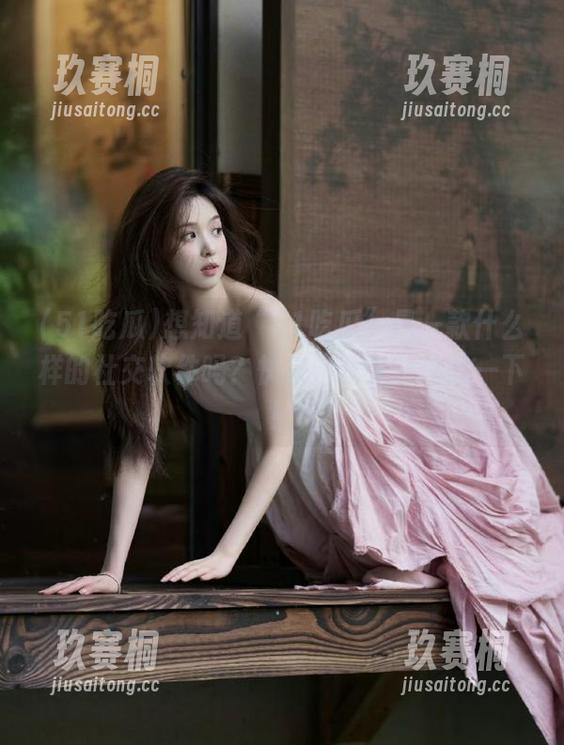 想知道“51吃瓜”是一款什么样的社交软件吗？快来“永久”体验一下！