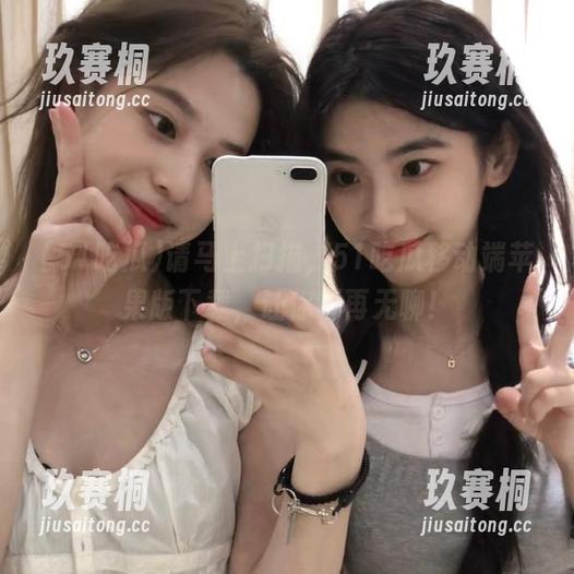 请马上扫描，51吃瓜移动端苹果版下载，让你不再无聊！