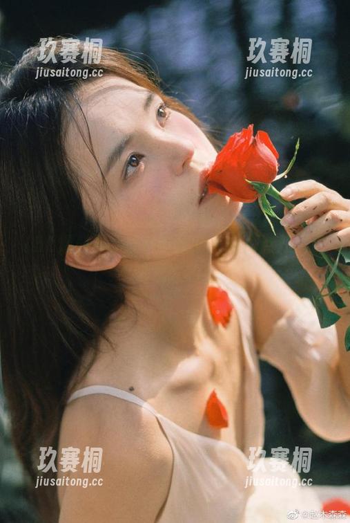 51爆料苹果版来袭，点开就是不可思议的瓜！