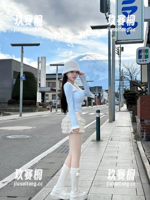 地址在那儿呢？让我们73度急转直下，去“51黑料网”探秘！