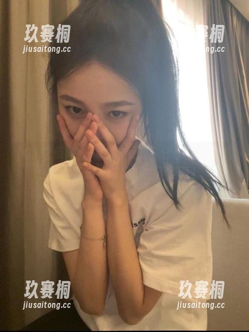 “61吃瓜网”分享的热议八卦，真心觉得傻瓜才不点开！