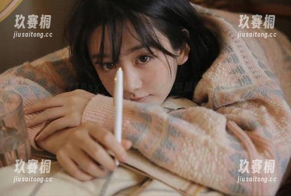 “718sx”苹果版，上面那些瓜都能让我神奇地联想到我的生活……真的假的呢？