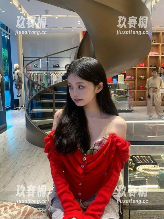 打开www.799suApp，发现瓜的世界原来这么大，全都是惊喜！