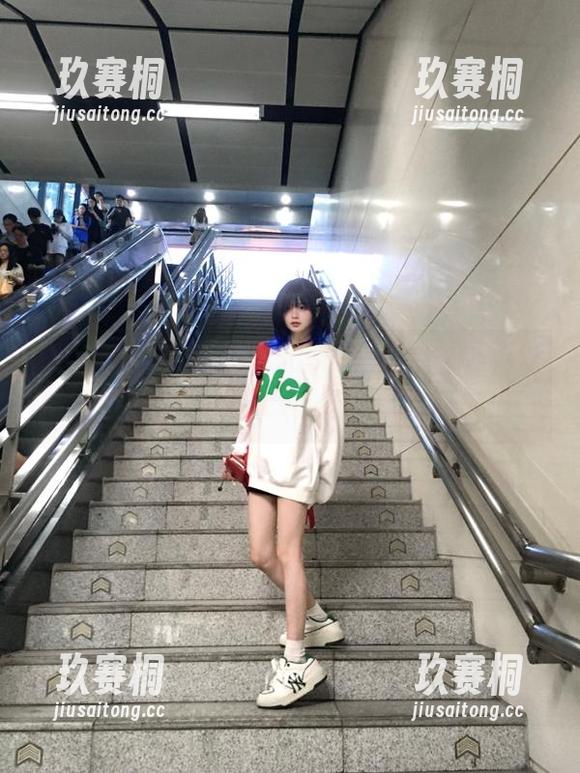 “zztthl.ccm”直达那些你不知道的明星八卦，保证让你惊掉下巴！