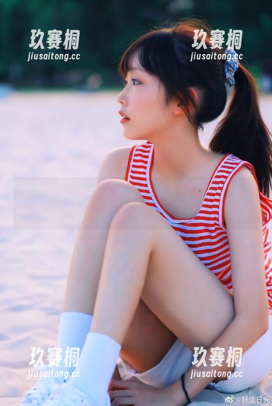 五一吃瓜 五一吃瓜苹果版:跟着娜娜今天一起吃点小瓜,看看能出啥奇遇!
