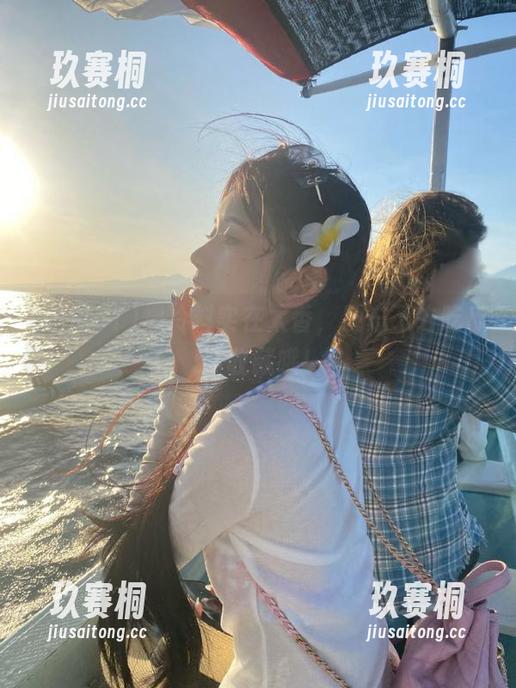 爆冷料实在太香，别忘了去吃瓜51收藏哦！