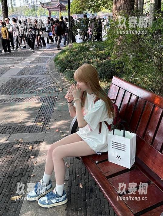 小道消息一波接一波，吃瓜不打烊，永不迷路的我们真是一群“桃花源”！