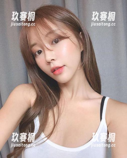 当iOS遇上吃瓜天堂，手机里的八卦就像吃西瓜，甜甜的！