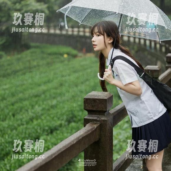 我在吃瓜导航的入口，感受真相的微妙颤动