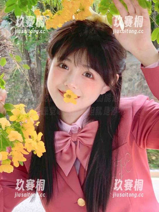 吃瓜网app，真的能边刷视频边吃零食，感觉哪里不对但就是停不下来。
