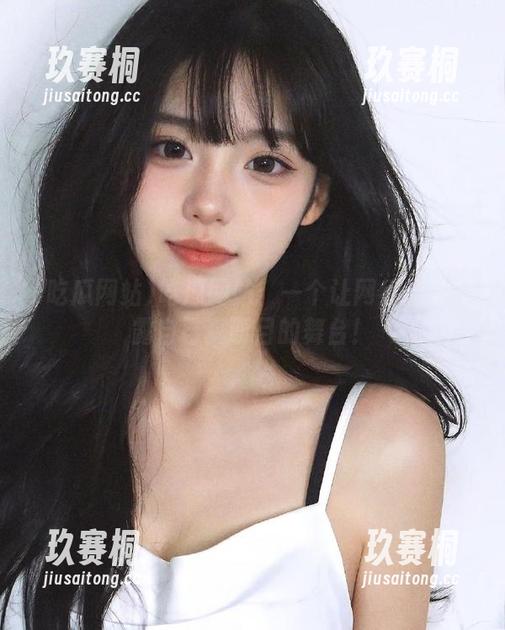 吃瓜网站：一个让网红永久暴露自己真面目的舞台！