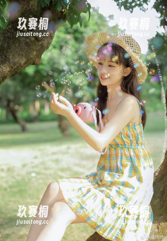 登录“吃瓜黑料网”，瞬间爱上了那些和“吾爱”有关的奇葩事！