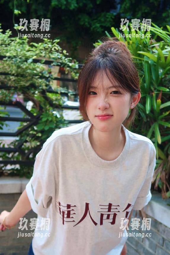 “吾爱吃瓜网52”app的瓜真多，食量有限，怎么办？吃了这个就能忘记心酸吗？