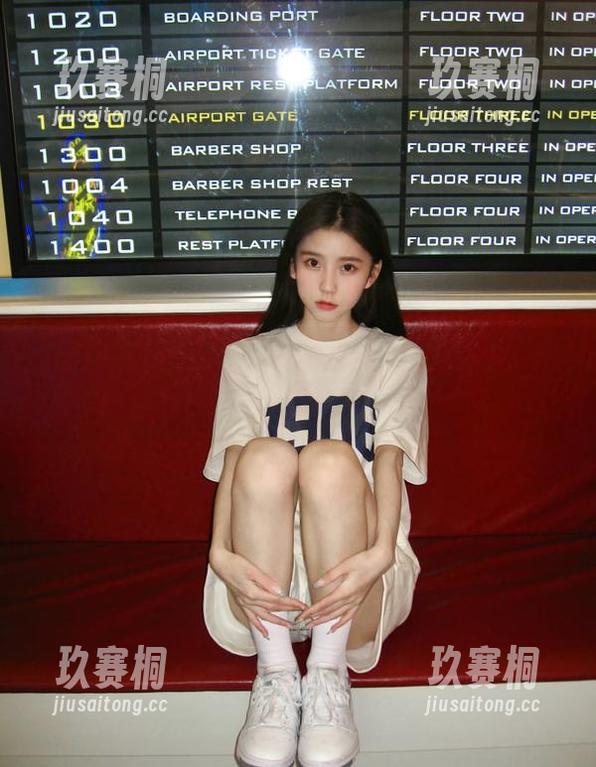 国内吃瓜导航：快来围观，网红们又开始斗艳了！