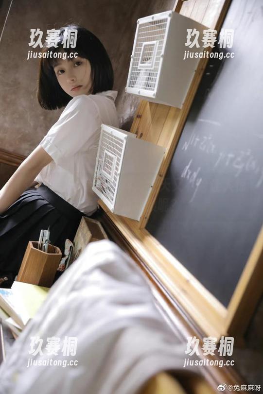 每日黑料：今天又有啥让人惊掉下巴的视频呢？