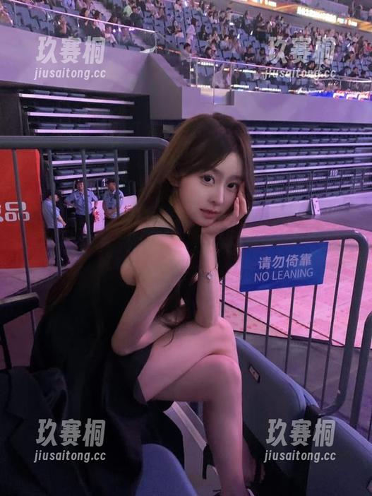 听说“网曝吃瓜”：你的资源能让我上头的猛料吗？