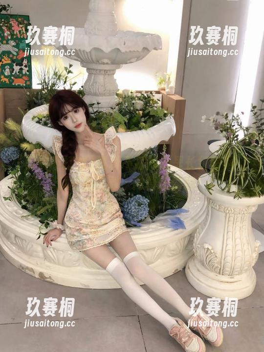 黑料不打烊万里长征官网：瓜皮慢慢剥，内幕偷偷聊！