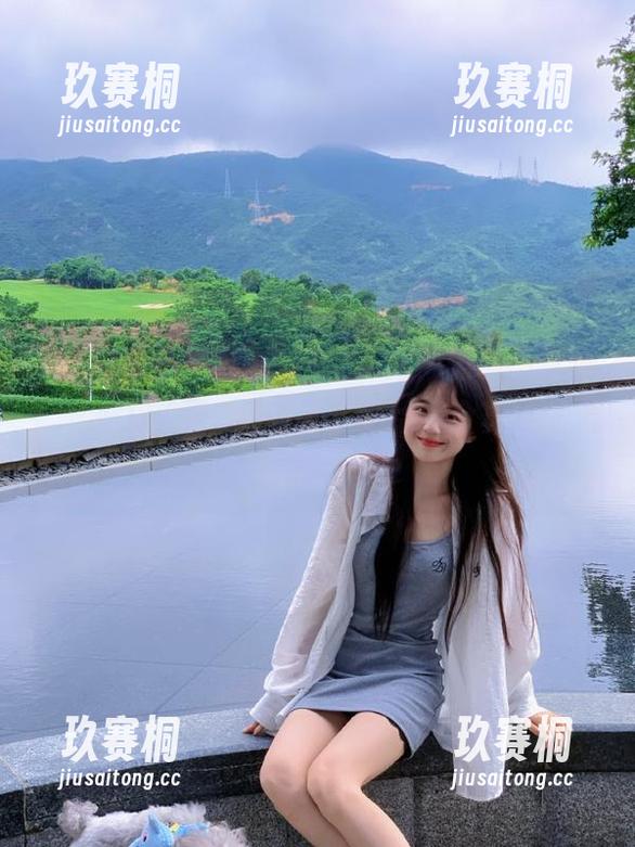 观看网络八卦，黑料不打烊：“听说A跟B约会了，谁给我个真实的镜头啊！”