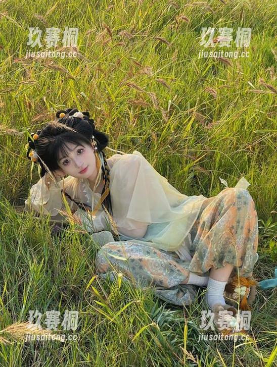快来围观！黑料不打烊tttzzz最新微博，永久更新真是个宝！