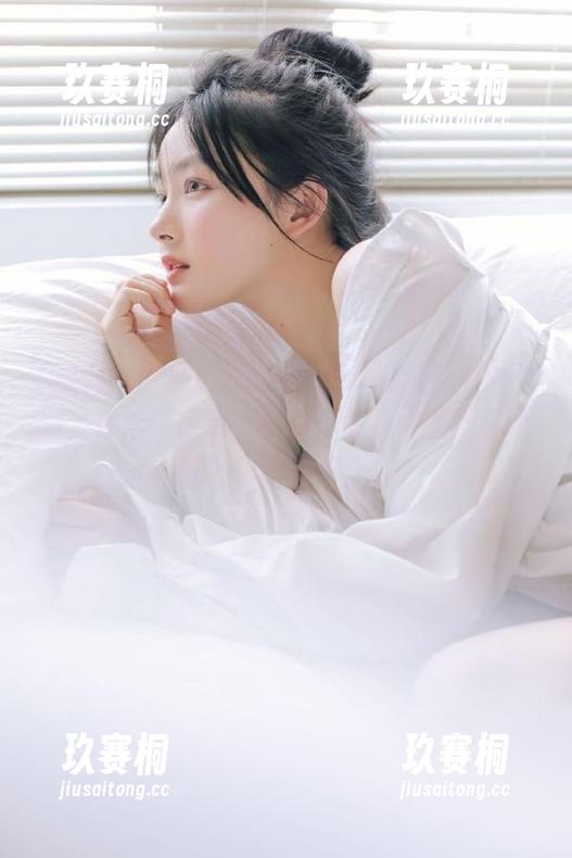 国产黑料吃瓜网站今日更新，传送门打开，今日份的瓜太甜，保证甜得你直翻跟斗！