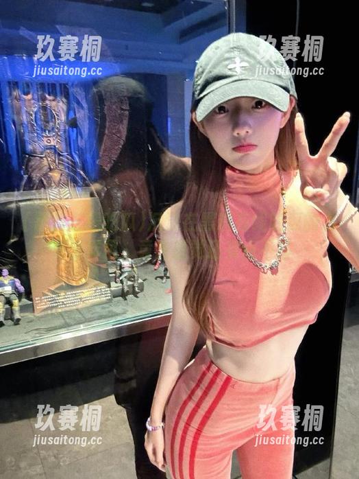 沉浸在黑料在线吃瓜的资源海洋里，竟然感觉还有点不够…