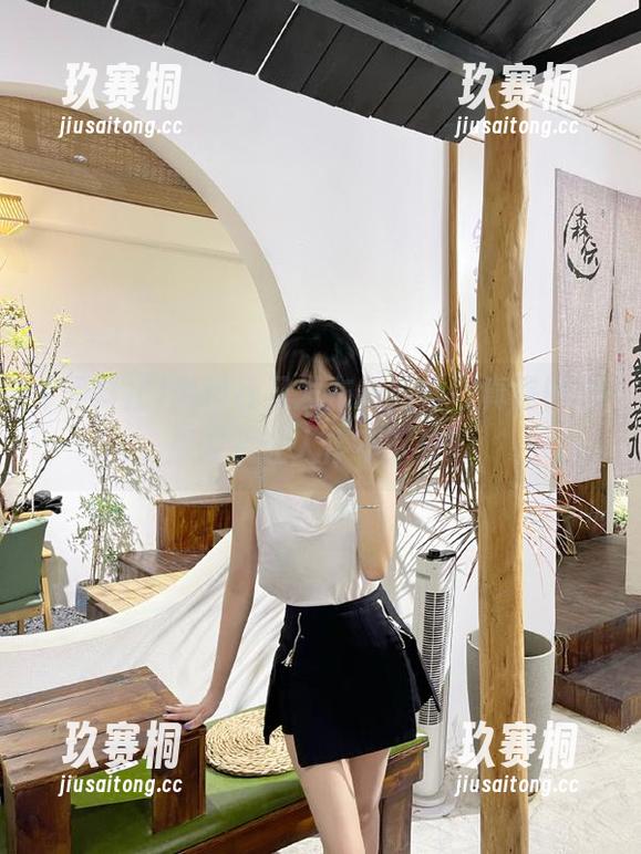黑料社又发布新内容，真是偏心瓜友，让人停不下来！