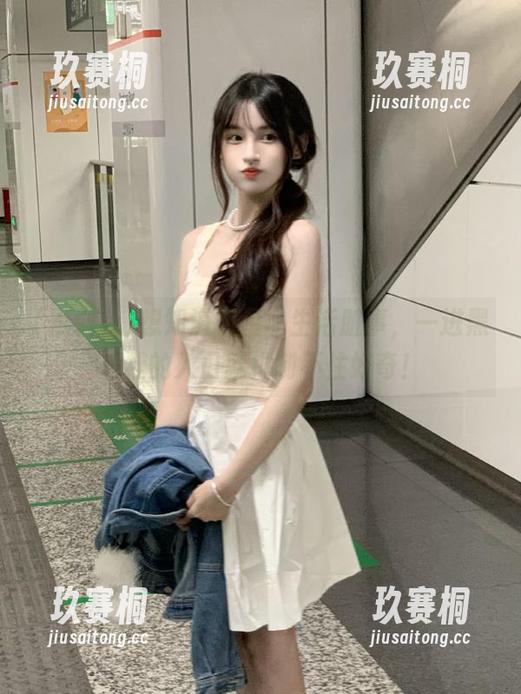 想知道明星私生活脏事，一进黑料社的入口就抑制不住好奇！