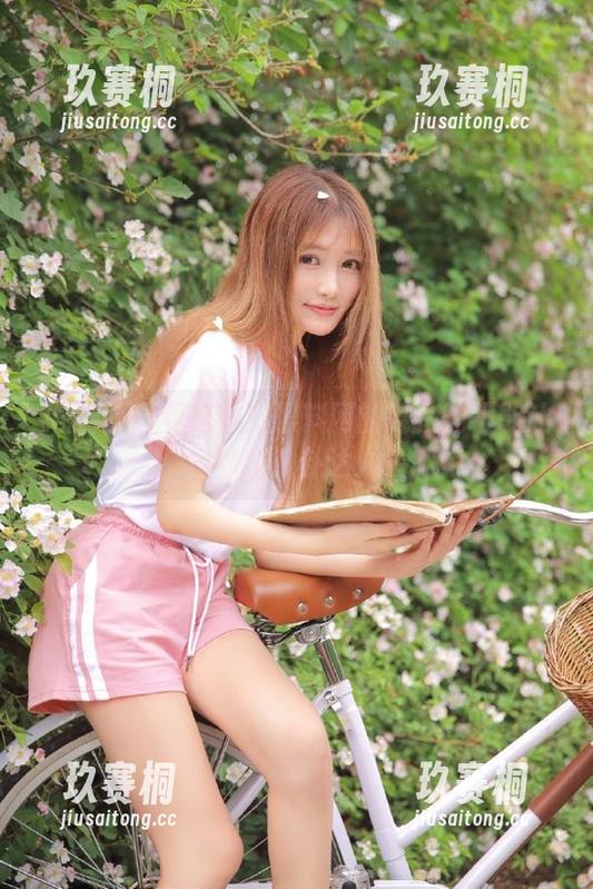 黑料网 看这里!黑料网的链接能不能让你秒变八卦达人?
