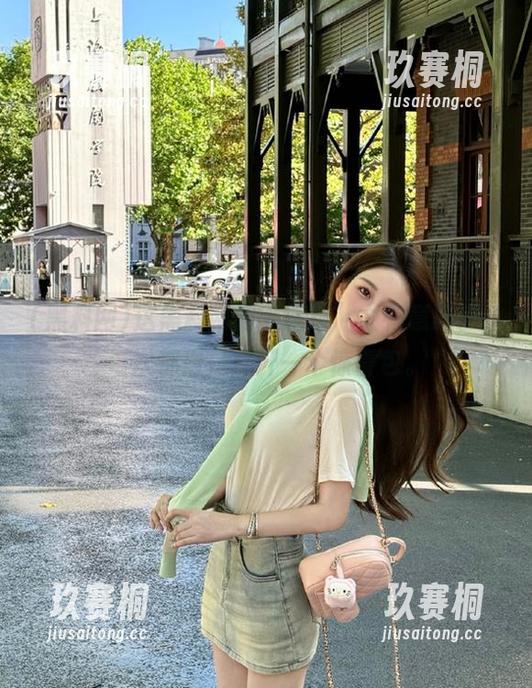 这黑料网的“链接”太有意思了，每次都像是打开一个惊喜包。