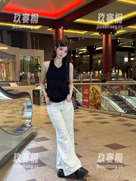 昨晚登录黑料网曝门，简直就是瓜的海洋，没人能抗拒！